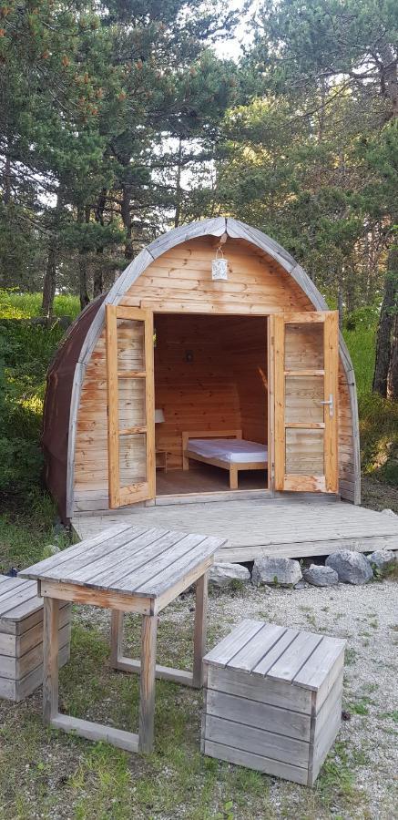 Camping La Chabannerie Hotell Saint-Martin-de-Clelles Eksteriør bilde