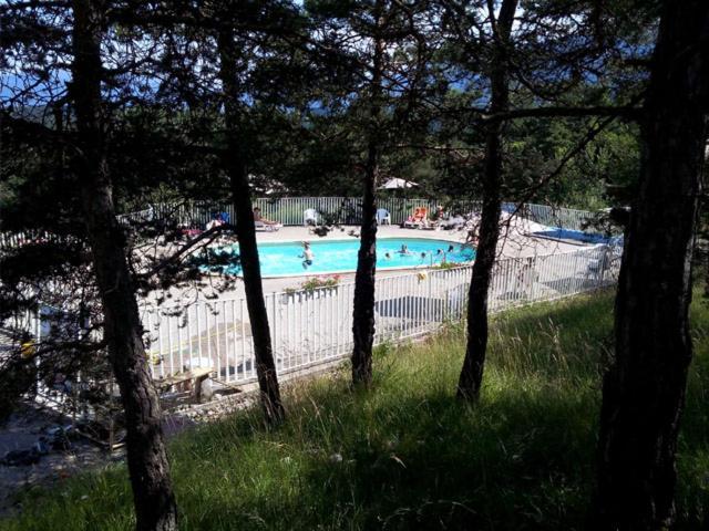 Camping La Chabannerie Hotell Saint-Martin-de-Clelles Eksteriør bilde