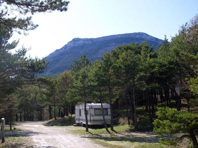 Camping La Chabannerie Hotell Saint-Martin-de-Clelles Eksteriør bilde