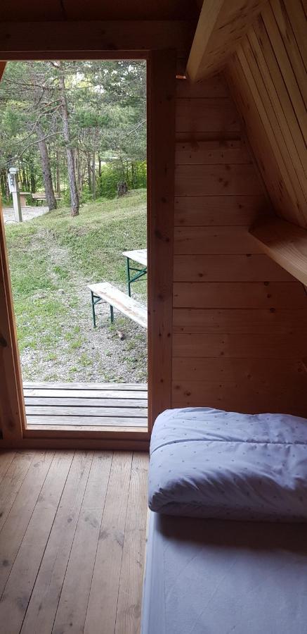 Camping La Chabannerie Hotell Saint-Martin-de-Clelles Eksteriør bilde