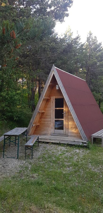 Camping La Chabannerie Hotell Saint-Martin-de-Clelles Eksteriør bilde